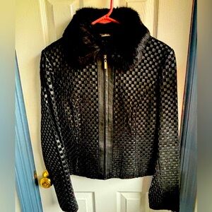 Ladies Vintage Leather/Suede woven coat.  Rabbit fur removable collar Size Small